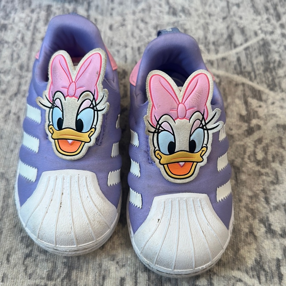 Adidas x Disney Daisy Duck shoes is 7K